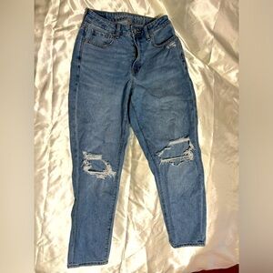 American Eagle Mom Jeans Sz 2